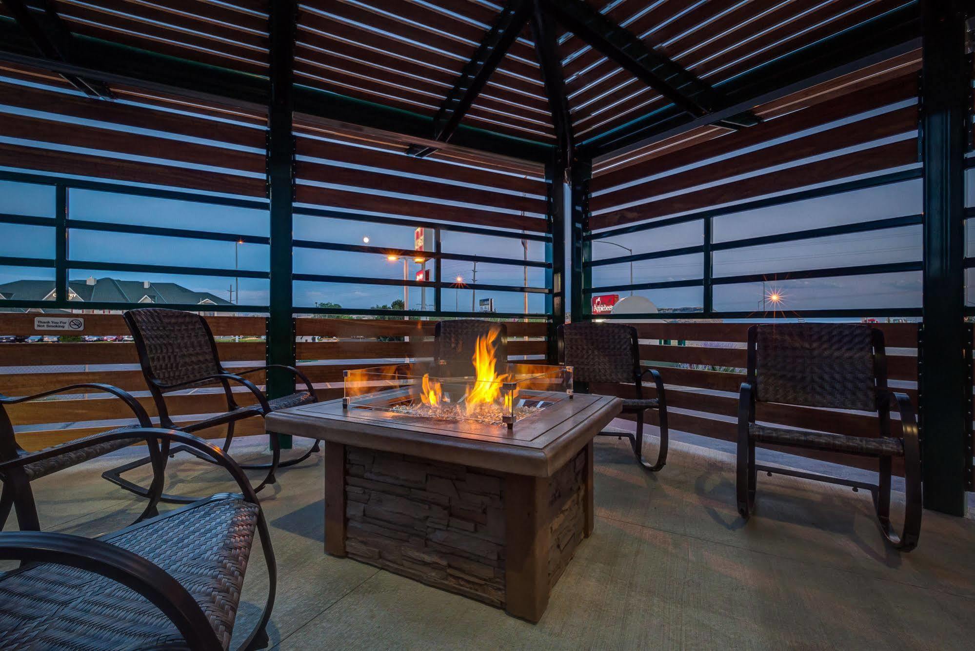 Boothill Inn And Suites Billings Εξωτερικό φωτογραφία